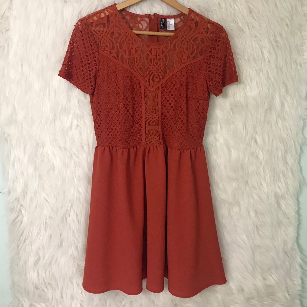 H&M Lace Corset Short Sleeve Dress
